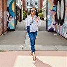 Elegant bluse thumbnail